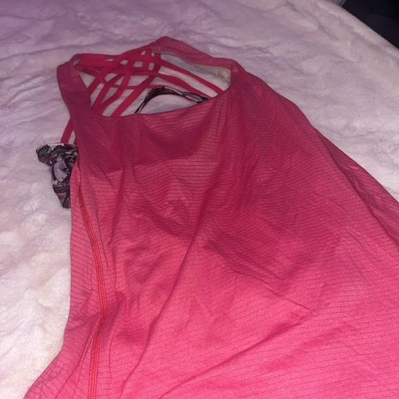 Two lululemon t shirts - Picture 12 of 15